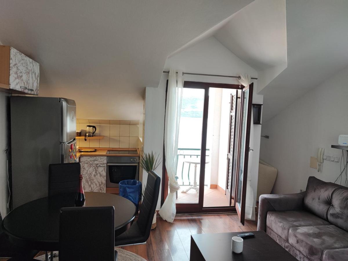 Apartments Villa Kresic เนอุม ภายนอก รูปภาพ