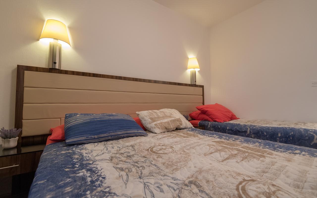 Apartments Villa Kresic เนอุม ภายนอก รูปภาพ