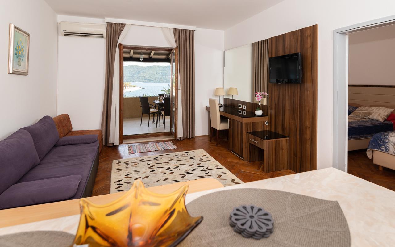 Apartments Villa Kresic เนอุม ภายนอก รูปภาพ